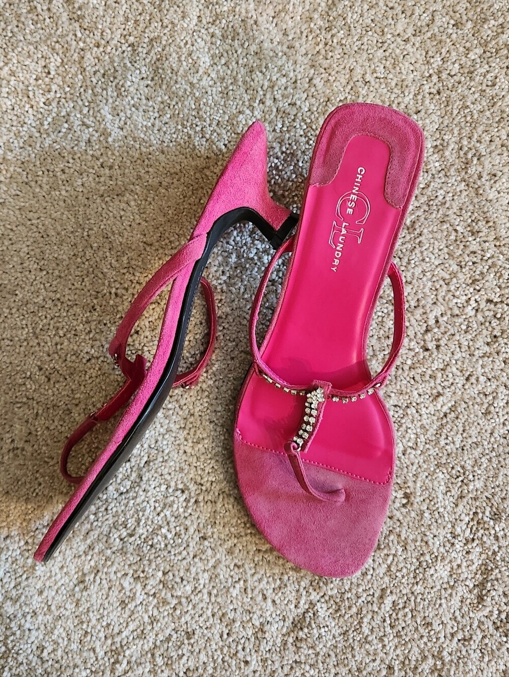 Y2K Vintage CL Chinese Laundry Hot Pink Rhinestone Chunky Kitten Heel Thong 9